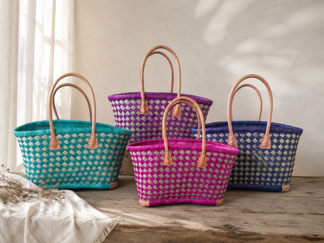 The Daisy Straw Basket