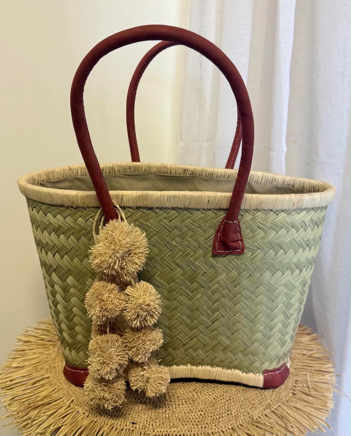 Pom Pom Raffia Tassel - Image 8