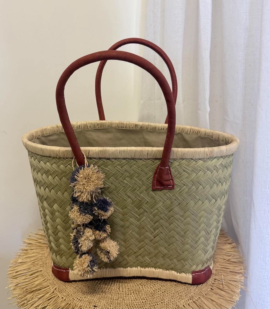 Pom Pom Raffia Tassel - Image 4