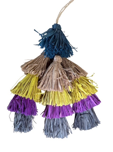 Tree Style Raffia Tassels - Image 14
